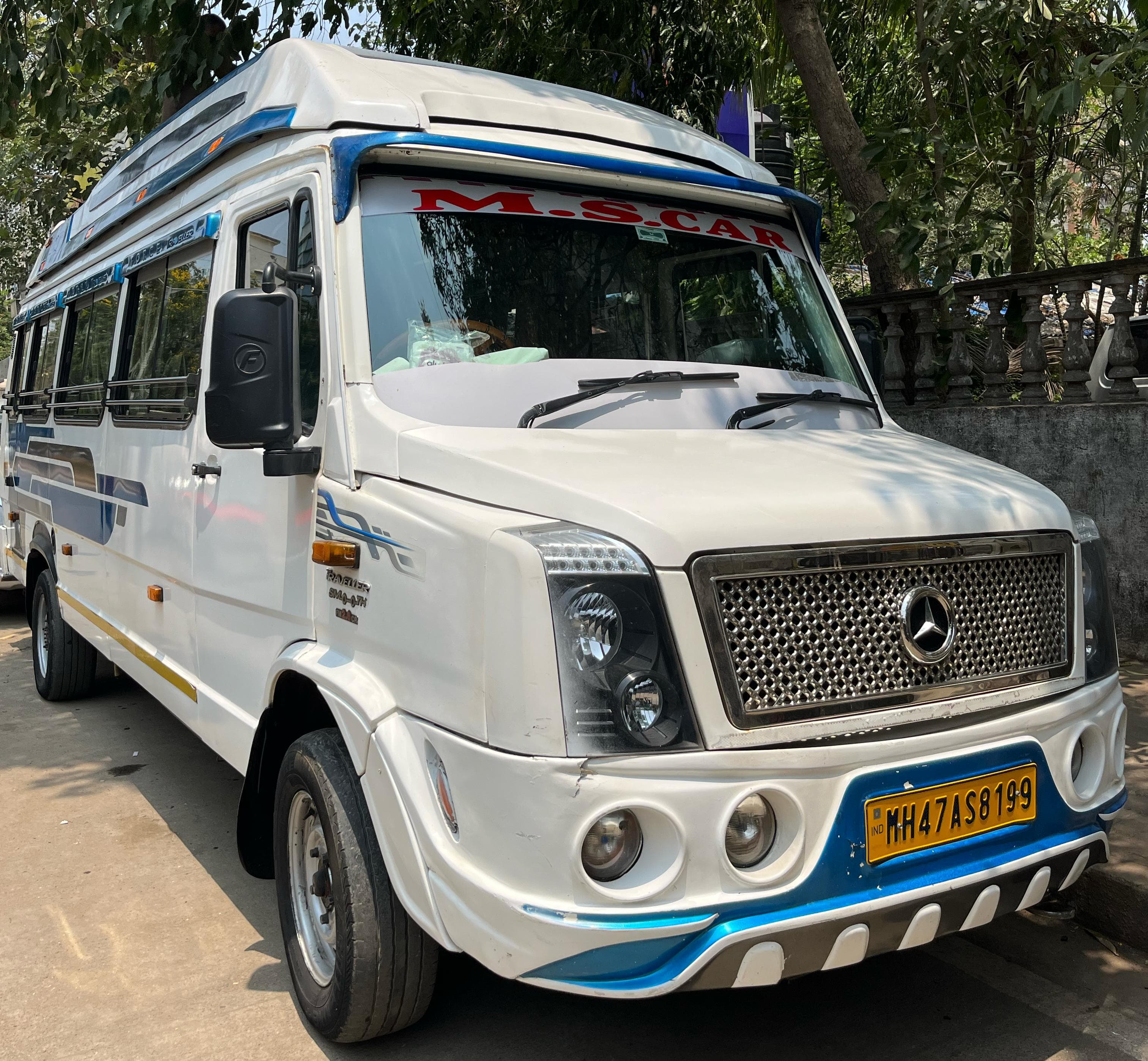 17 SEATER TRAVELLER