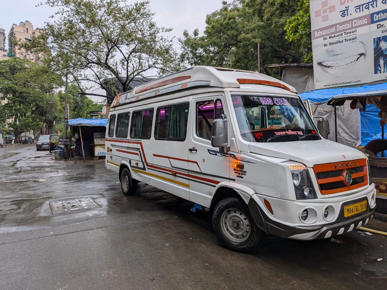 20 SEATER TRAVELLER